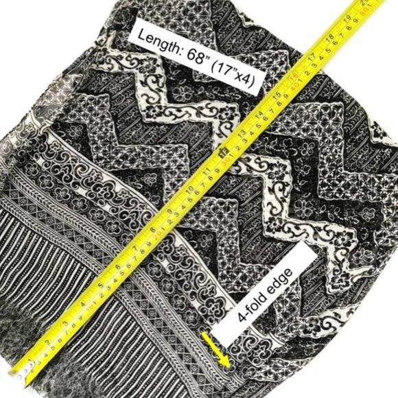 COLDWATER CREEK 100% Pure Silk Rect. Scarf Black White Grey Geo Floral Unisex - Picture 10 of 12